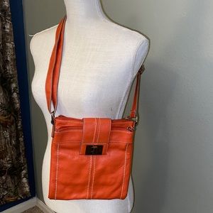 🛍Tignanello cross body leather purse color coral